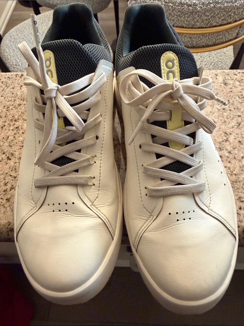 Men’s On Running The Roger White/yellow Leather Sneakers